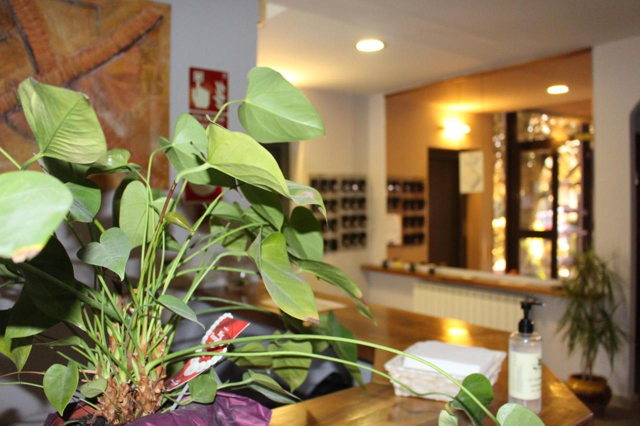 Hotel Seva Buitenkant foto